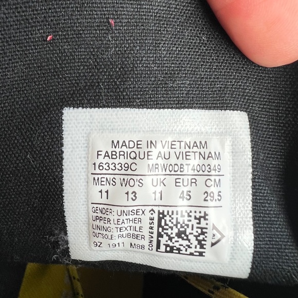 Converse, Chuck Taylor All Star HI Leather Mens Size 11, Black/Bold Citron/Egret - Picture 9 of 9